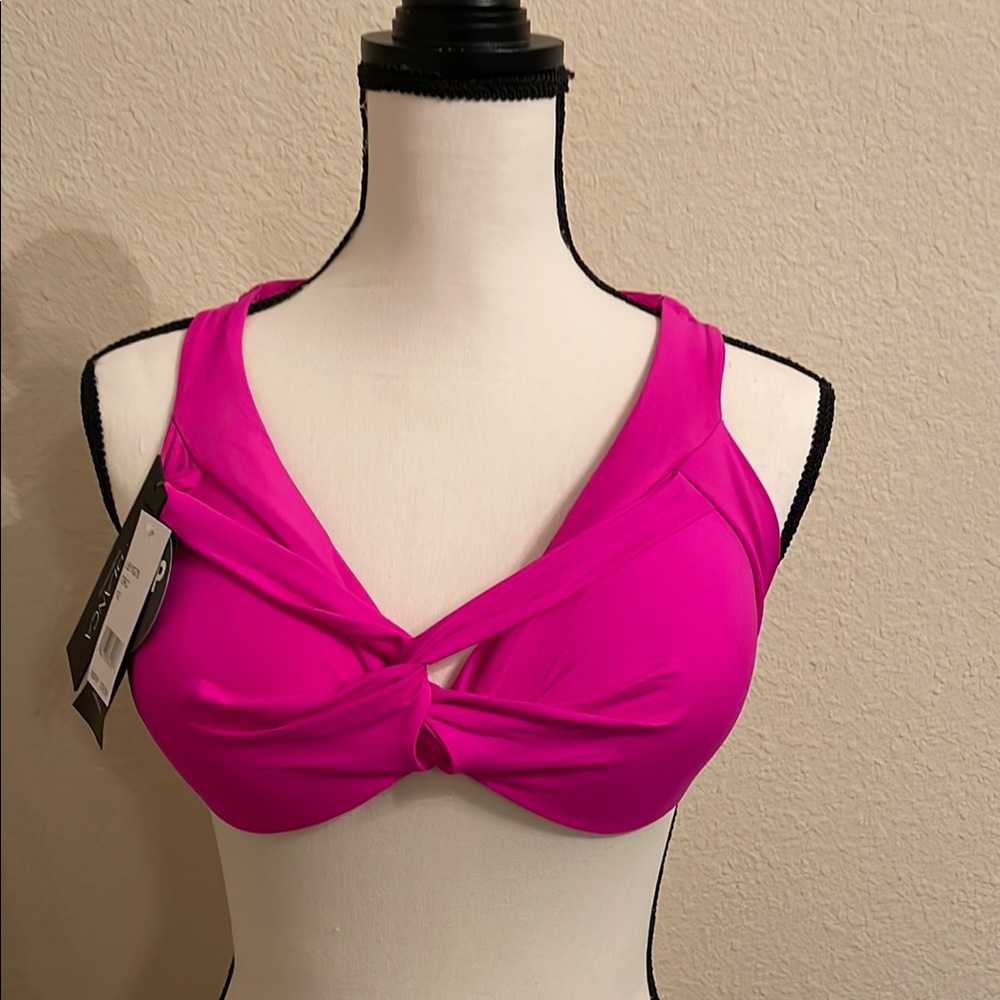 La Blanca Hot Pink Bikini Top . New with Tags